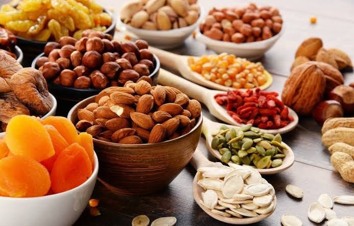 સપ્લાય વધતા ડ્રાયફ્રૂટની કિંમતો 65% સુધી ઘટી, ગિફ્ટ માંગ વધી