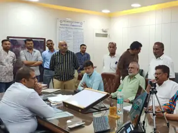 રાજકોટમાં હોર્ડિંગ્સ-કિઓસ્કની સાઈટ ફાળવવા કોંગ્રેસે મ્યુનિ. કમિશનરને રજૂઆત કરી