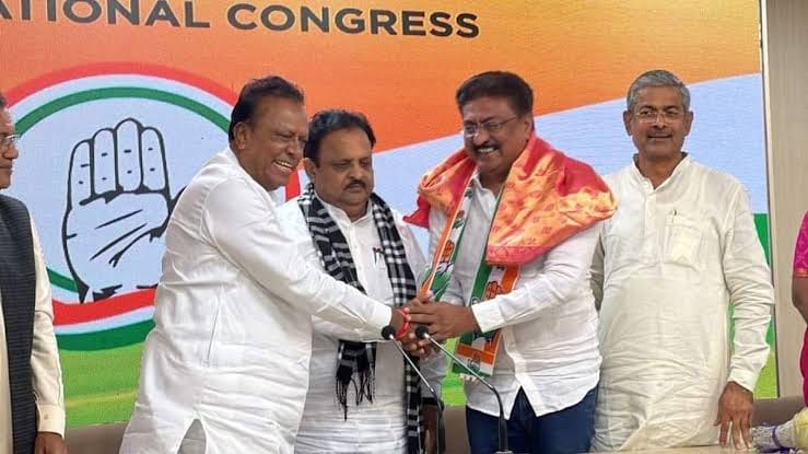 રાજકોટ પૂર્વ બેઠક પર ઈન્દ્રનીલ રાજ્યગુરૂ અને જેતપુરમાં જયેશ રાદડિયાએ ફોર્મ ભર્યું