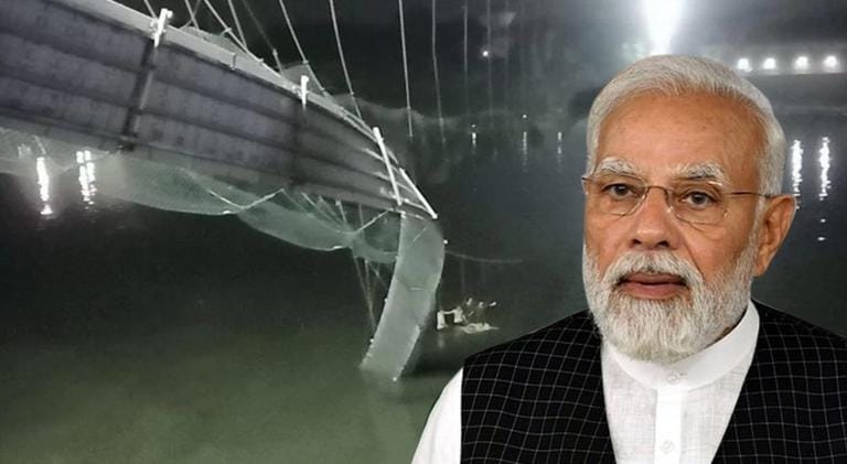 મોરબીમાં ઝૂલતો પૂલ તૂટવાની દુર્ઘટનાને લઇને PM મોદી મોરબી બ્રિજ દુર્ઘટના સ્થળની મુલાકાતે પહોંચ્યા હતા