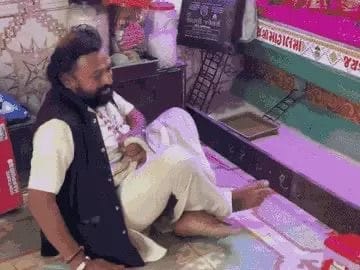 રાજકોટના ખેતલાબાપા મંદિરમાંથી 52 સાપ ઝડપાયા