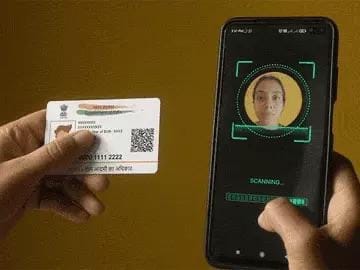 નવી આધાર એપમાં ઘેરબેઠાં એડ્રેસ-નામ બદલી શકશો