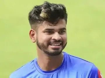 વિજય હજારે ટ્રોફીમાં ફિફ્ટી ફટકારી; સિરાજે 3 વિકેટ લીધી, મયંક અગ્રવાલની સદી