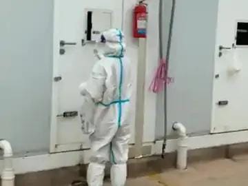 જેલ જેવું ચીનનું કોવિડ આઇસોલેશન સેન્ટર