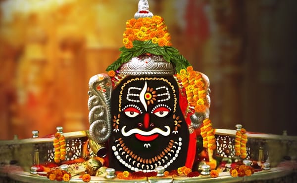દિવસમાં 10 મિનિટ માટે મહિલાઓ માટે કેમ બંધ થાય છે મહાકાલના દર્શન? જાણો શું છે લોકોની માન્યતા