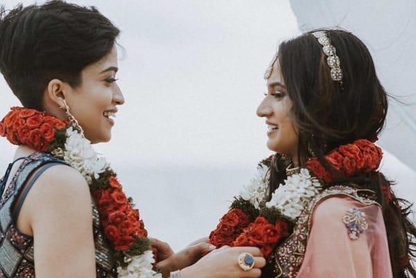 કેરળના લેસ્બિયન કપલનો ફોટોશૂટ વાયરલ, સ્કૂલમાં પ્રેમમાં પડી ફાતિમા અને અદીલા