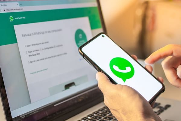 WhatsApp યુઝર્સ સાવધાન! અકાઉન્ટ યુઝ કરતા પહેલાં જાણી લો આ 3 બાબત નહીં તો...
