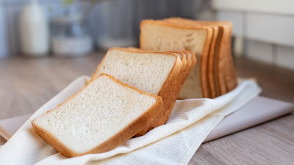 White Breadને નાસ્તામાં ખાતા હોવ તો આજે જ ચેતી જજો, નહીં તો તમારા સ્વાસ્થ્યને થઇ શકે છે મોટું નુકસાન