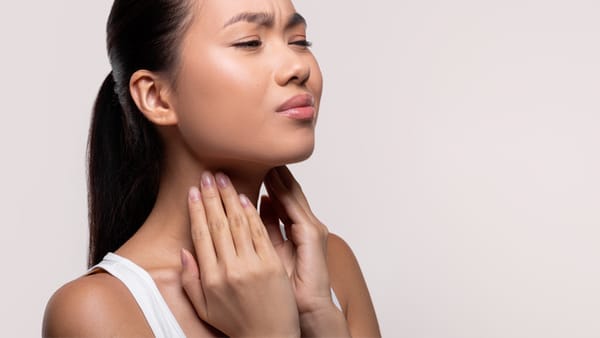 Thyroid થવા પર શરીર આપે છે આવા સંકેત! અવગણવાની ના કરતા ભૂલ, નહીં તો બાદમાં પસ્તાશો