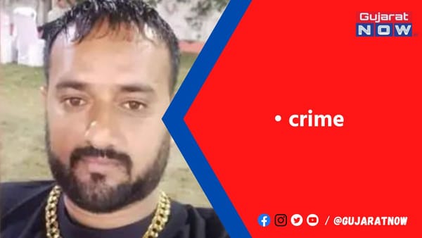 પુજારા ટેલિકોમમાં મેનેજરે 18 મોબાઇલ,સ્માર્ટ વોચ અને રોકડ સહિત રૂ.11.65 લાખની મતા છેતરપિંડી આચરી