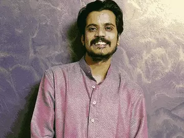 પંચાયતના 'દામાદ જી'ને આવ્યો હાર્ટ એટેક!