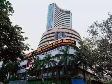 સેન્સેક્સ 401 પોઈન્ટ ઘટીને 85,232 પર બંધ